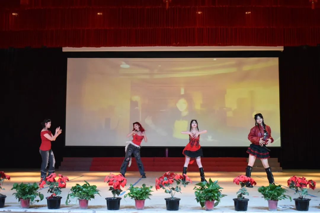 十四、Supern ova.JPG